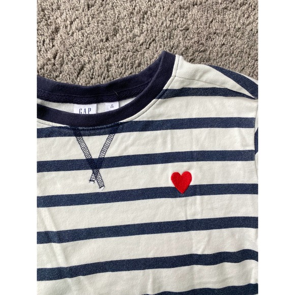 Girls GAP navy/white striped crewneck with heart, size M (8) - Picture 2 of 8